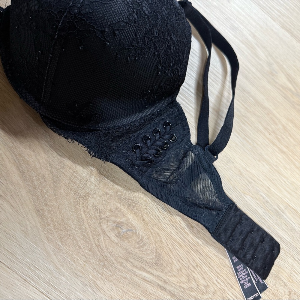 Victoria's Secret Very Sexy Push-up Bra Bundle. 32DD. - Picture 11 of 13